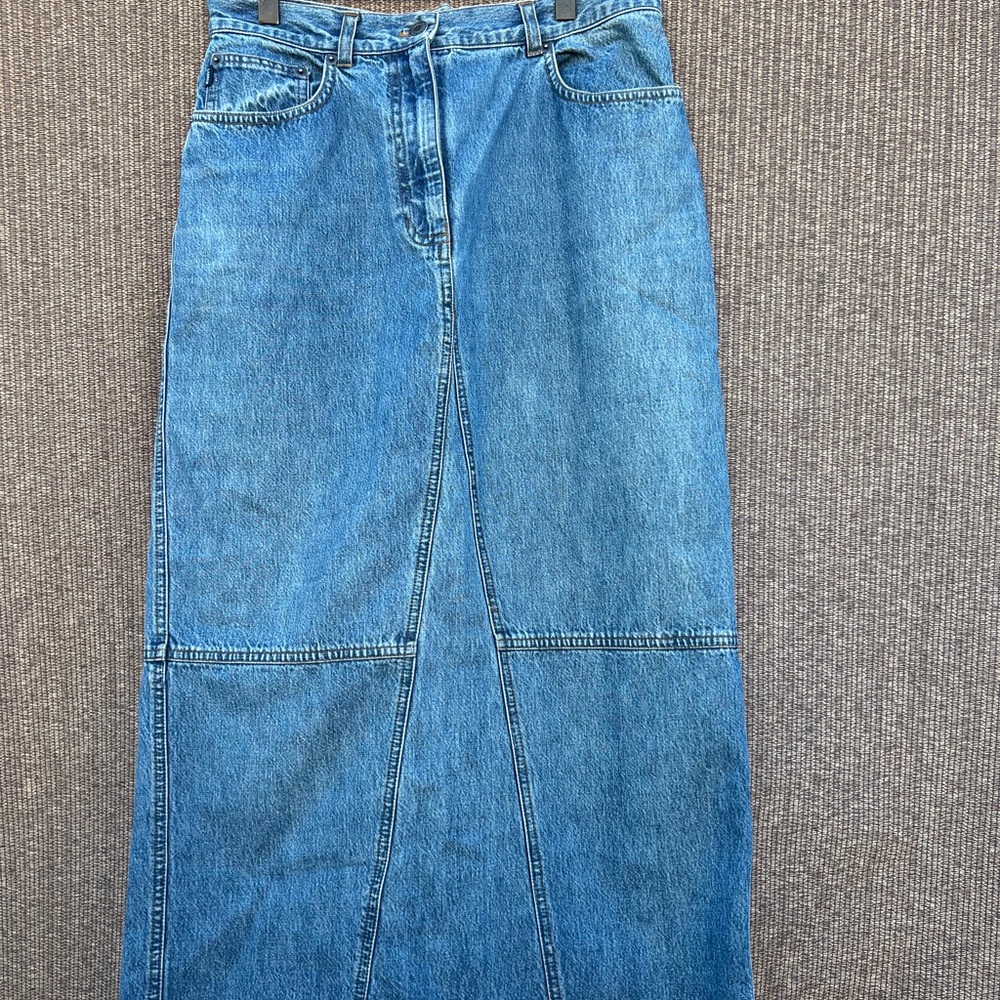 Lauren Ralph Lauren denim long maxi skirt with a raw hem Women’s Sz 8